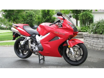 Honda vfr800 2003